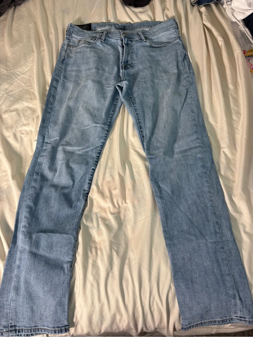 Abercrombie & Fitch classic light
